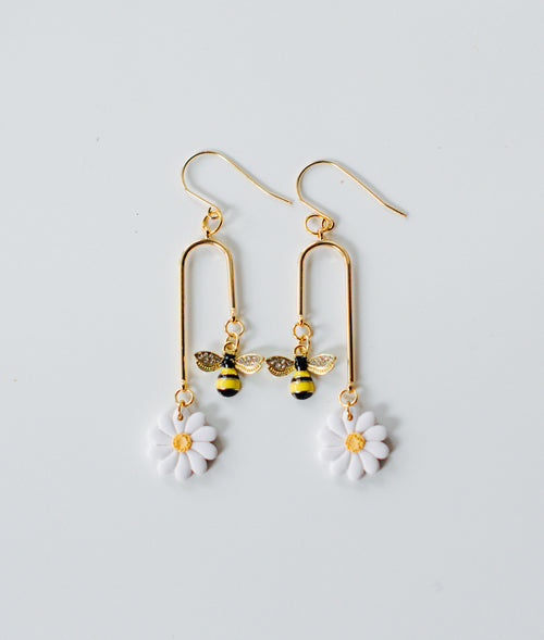 Bee and daisy dangles