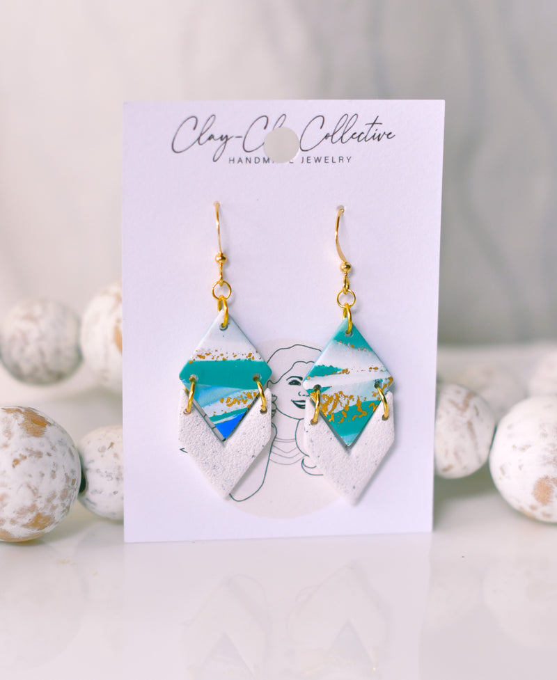 Ocean marble dainty dangles w/speckle white bottom